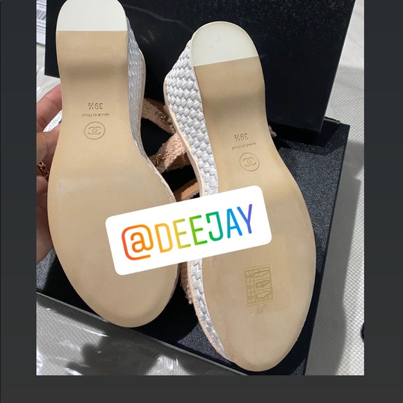 Chanel Pink Tweed Wedge - Picture 3 of 5